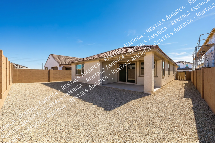 New Build 4 Bed 3 Baths Move in Special! property image