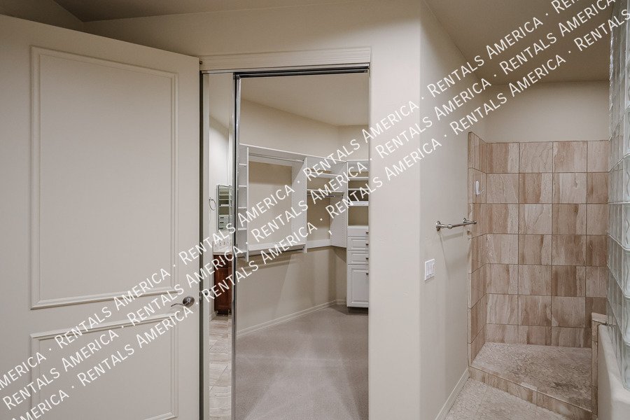 Available! 2 Bath 2 Bed Condo in Carefree property image