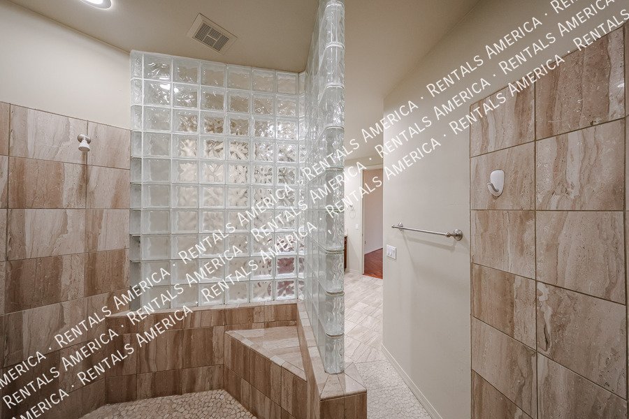 Available! 2 Bath 2 Bed Condo in Carefree property image