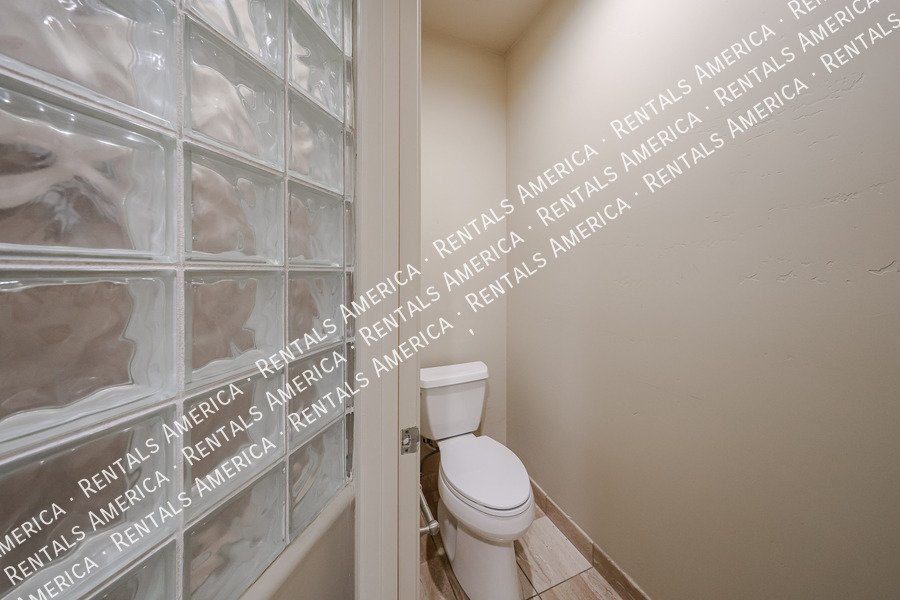 Available! 2 Bath 2 Bed Condo in Carefree property image