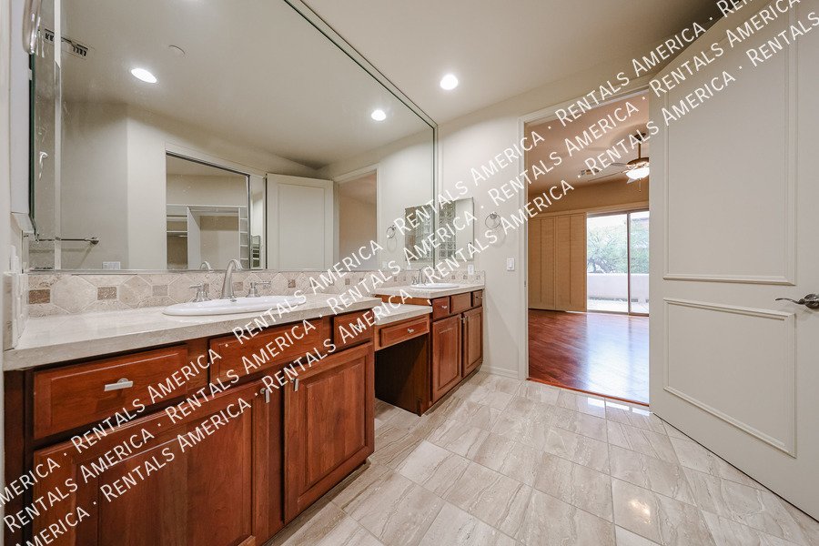 Available! 2 Bath 2 Bed Condo in Carefree property image