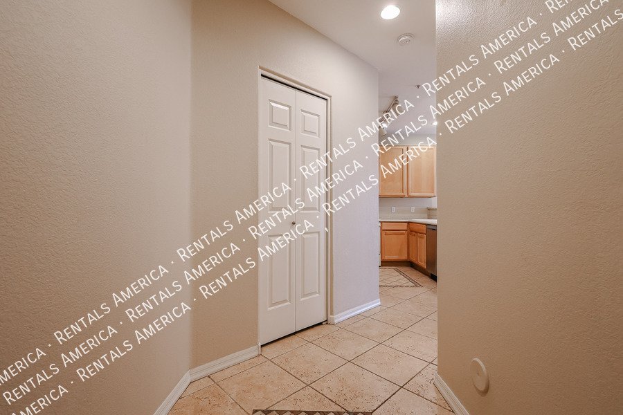 Beautiful 2 Bedroom & Bath Condo On The Waterfront! Must See! property image