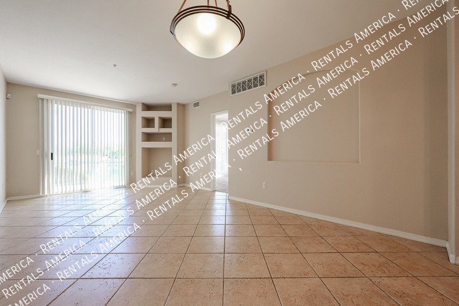 Beautiful 2 Bedroom & Bath Condo On The Waterfront! Must See! property image