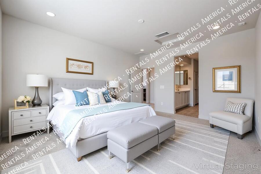 5 bedrooms with 4.5 baths! property image