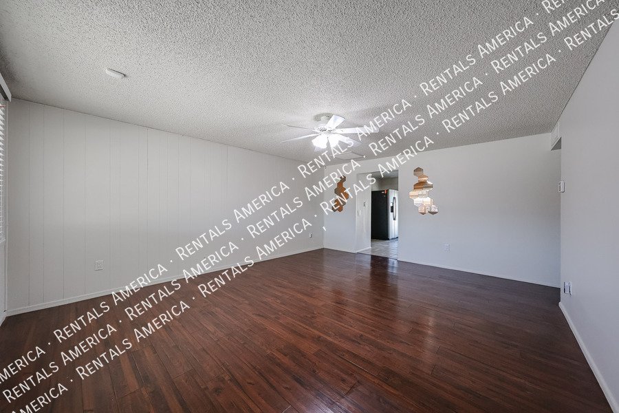 Available! 3 bed 2 bath No HOA property image