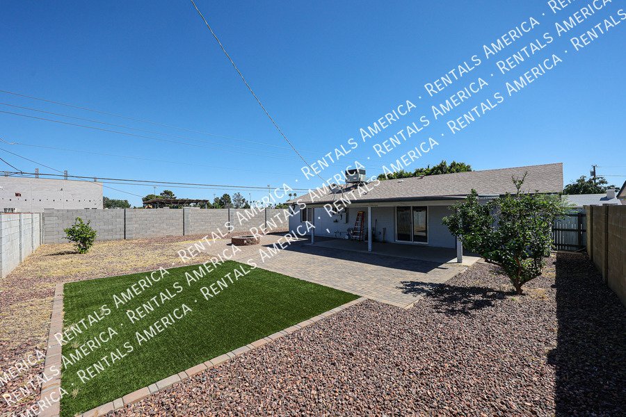 Available! 3 bed 2 bath No HOA property image