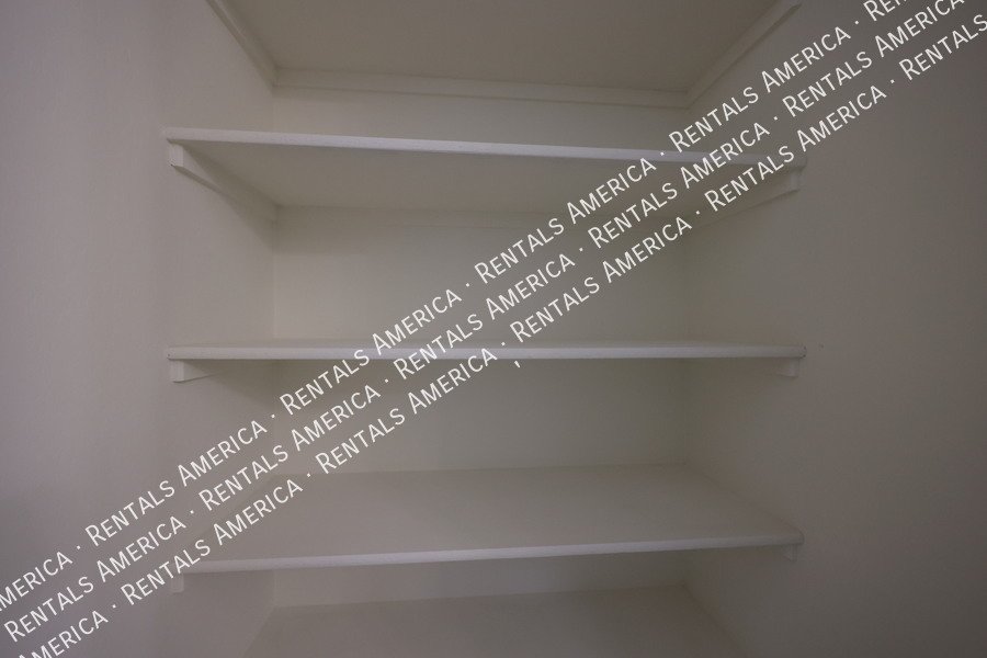 1142 E Westwood Dr property image