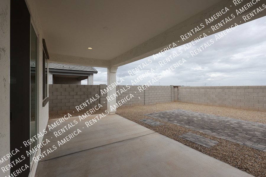 1142 E Westwood Dr property image