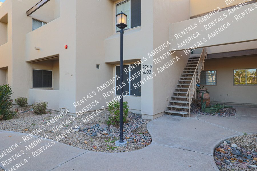 Beautiful 2BR/2BA 1st Floor Condo in North Scottsdale property image