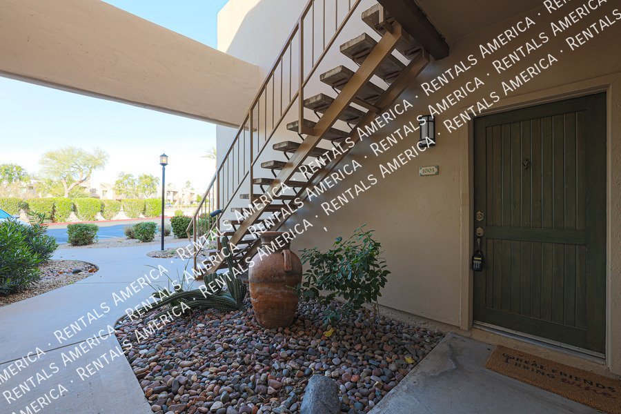 Beautiful 2BR/2BA 1st Floor Condo in North Scottsdale property image