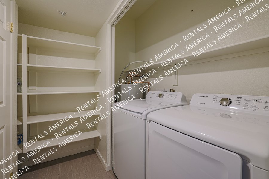 Beautiful 2BR/2BA 1st Floor Condo in North Scottsdale property image