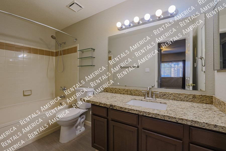 Beautiful 2BR/2BA 1st Floor Condo in North Scottsdale property image