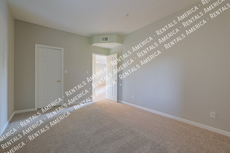 Beautiful 2BR/2BA 1st Floor Condo in North Scottsdale property image