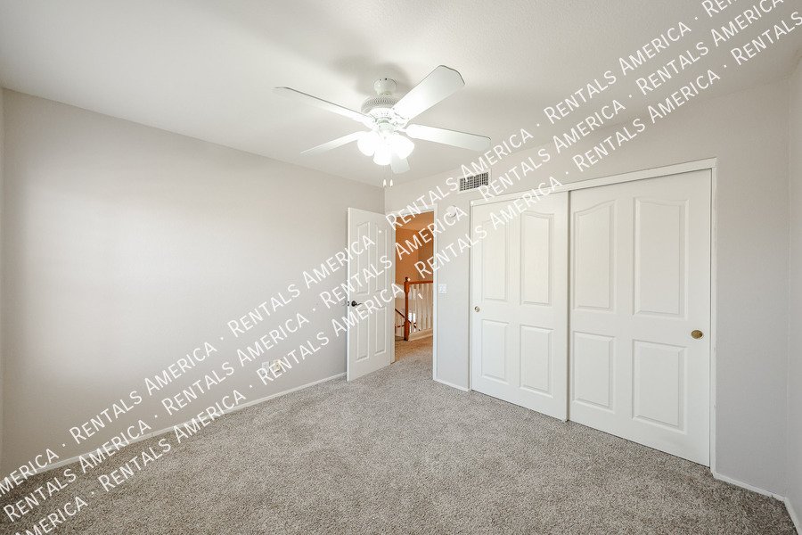 Great Tempe home with a pool! property image
