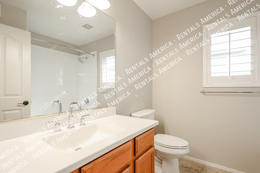 Great Tempe home with a pool! property image