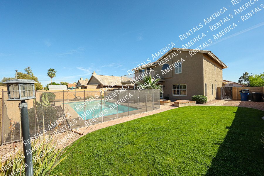 Great Tempe home with a pool! property image