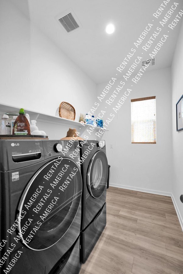 Fantastic Beautiful Homes with Many upgrades property image