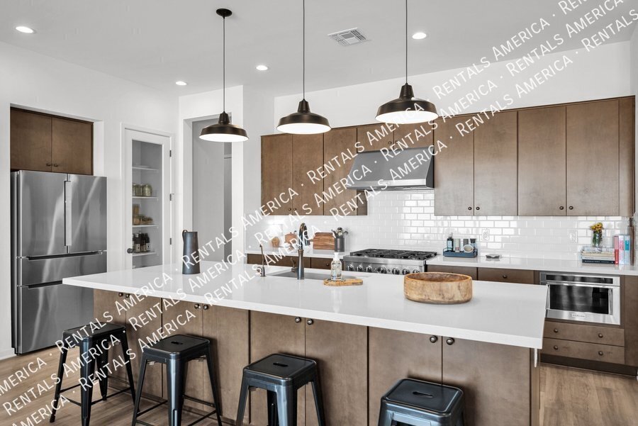 Fantastic Beautiful Homes with Many upgrades property image