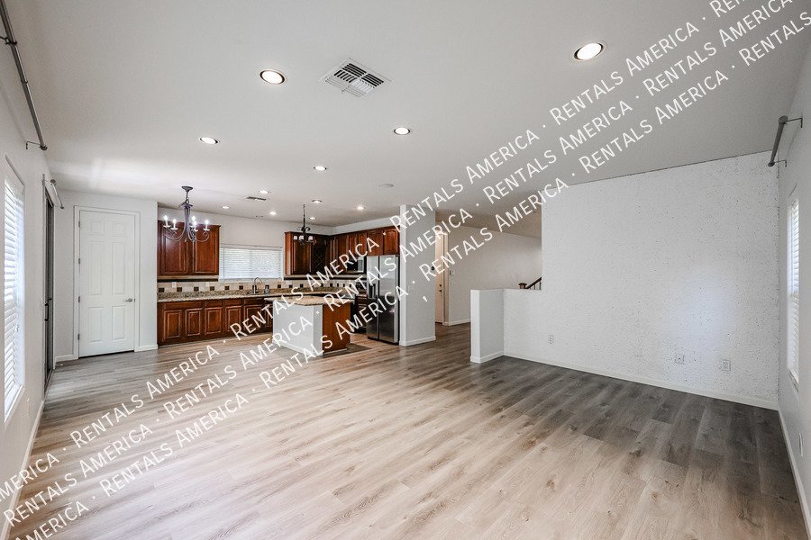 Ocotillo & Rittenhouse 4-bedrom 3 bath property image