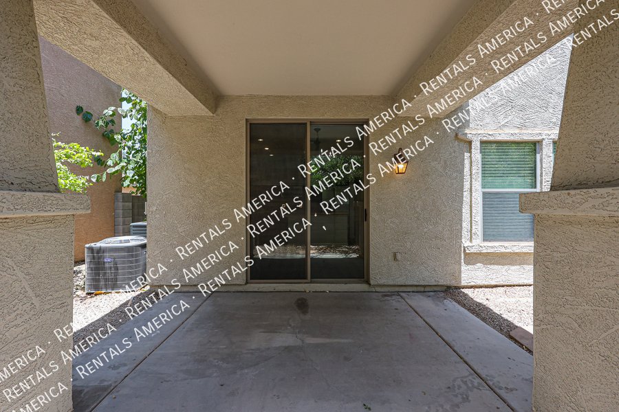 Ocotillo & Rittenhouse 4-bedrom 3 bath property image