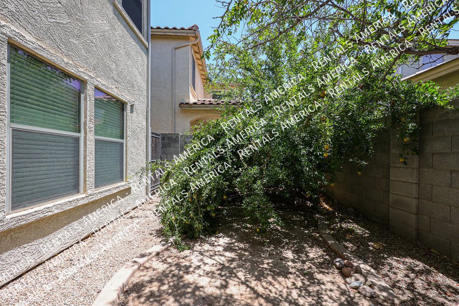 Ocotillo & Rittenhouse 4-bedrom 3 bath property image