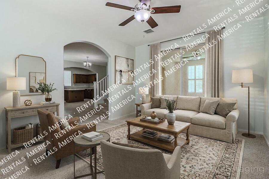 Beautiful 3 bedroom home in Sierra Montana Community! property image