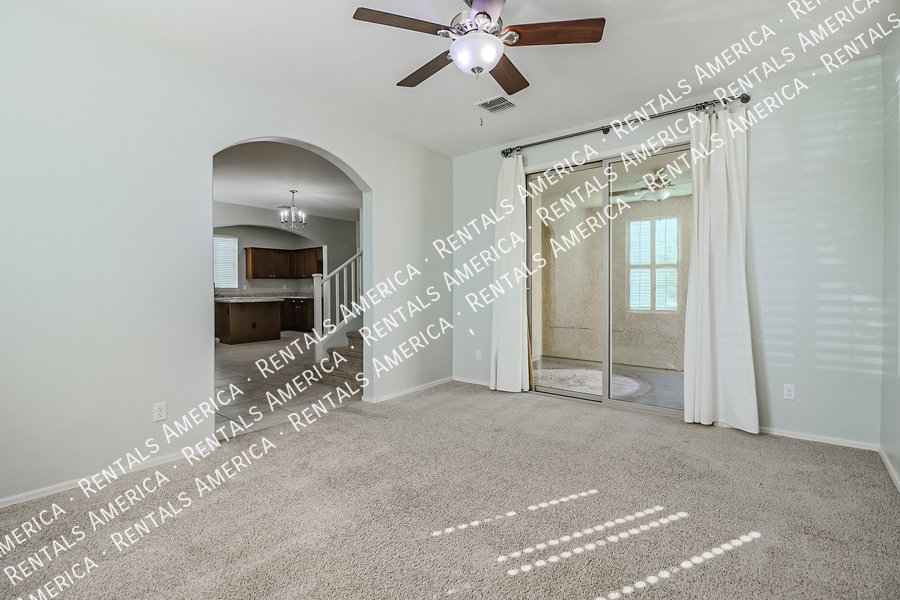 Beautiful 3 bedroom home in Sierra Montana Community! property image