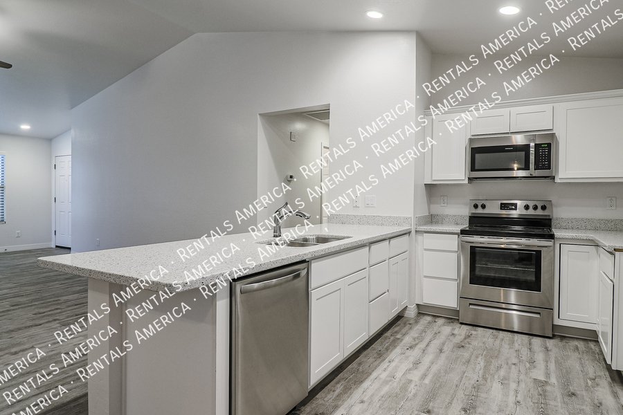 Beautiful 4 bedroom home in El Mirage property image