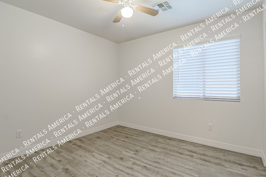 Beautiful 4 bedroom home in El Mirage property image
