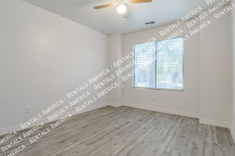 Beautiful 4 bedroom home in El Mirage property image
