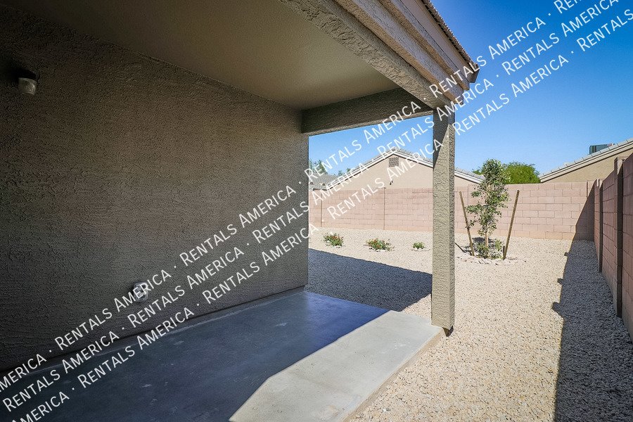 Beautiful 4 bedroom home in El Mirage property image