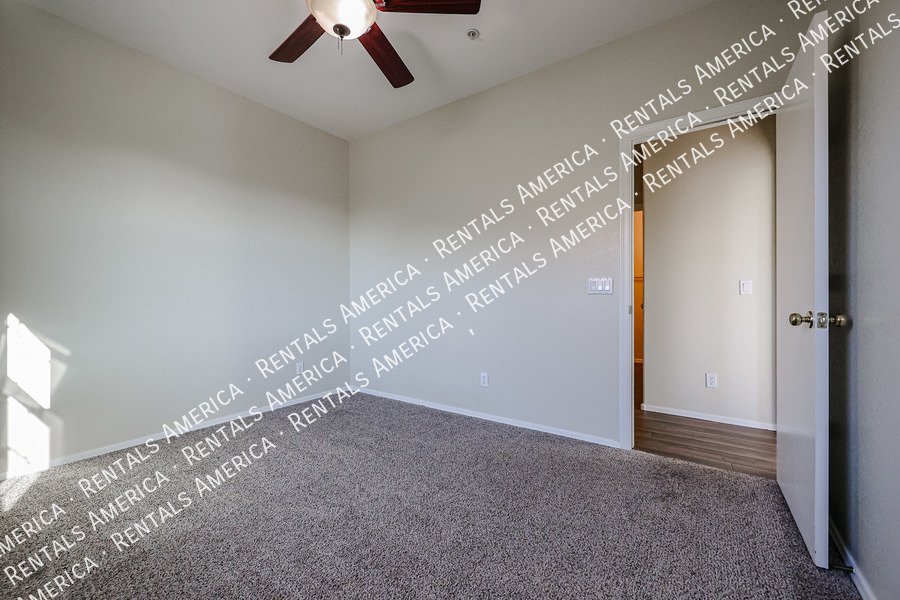 1255 S Rialto property image