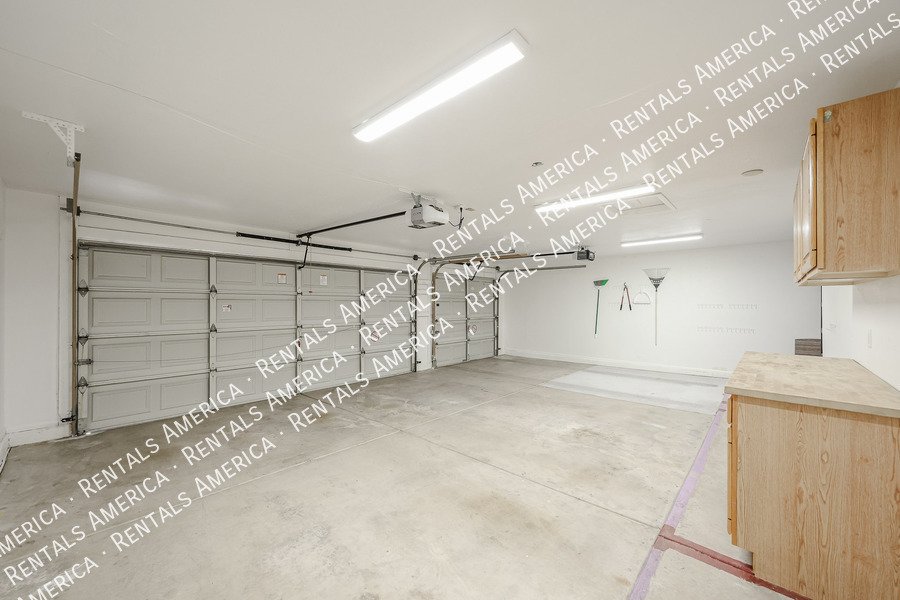 Beautifully Renovated 3-bed, 2-bath in Paradise Valley property image