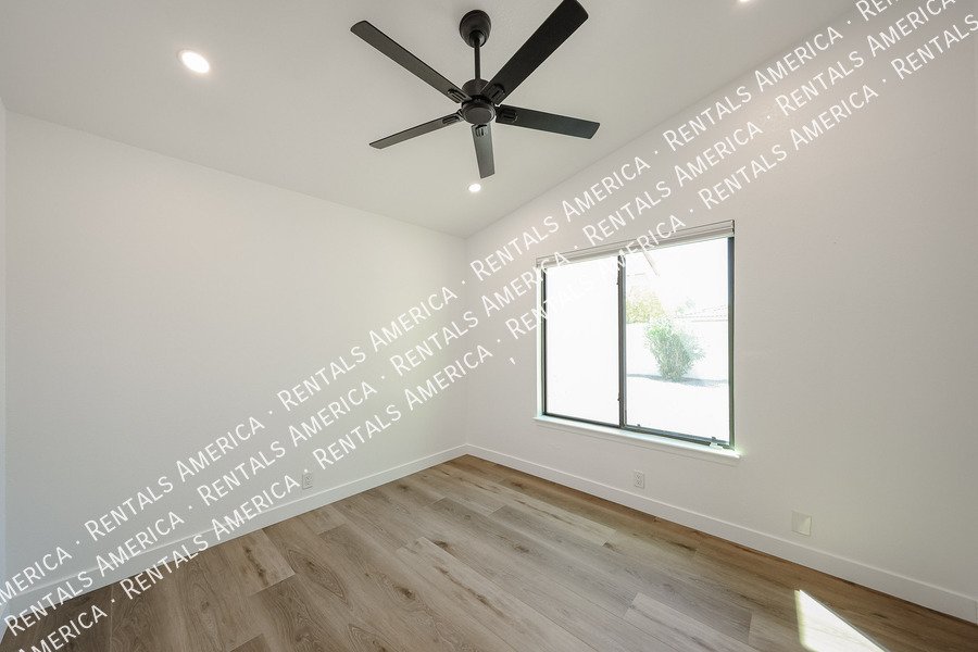 Beautifully Renovated 3-bed, 2-bath in Paradise Valley property image