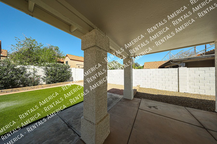 Beautifully Renovated 3-bed, 2-bath in Paradise Valley property image
