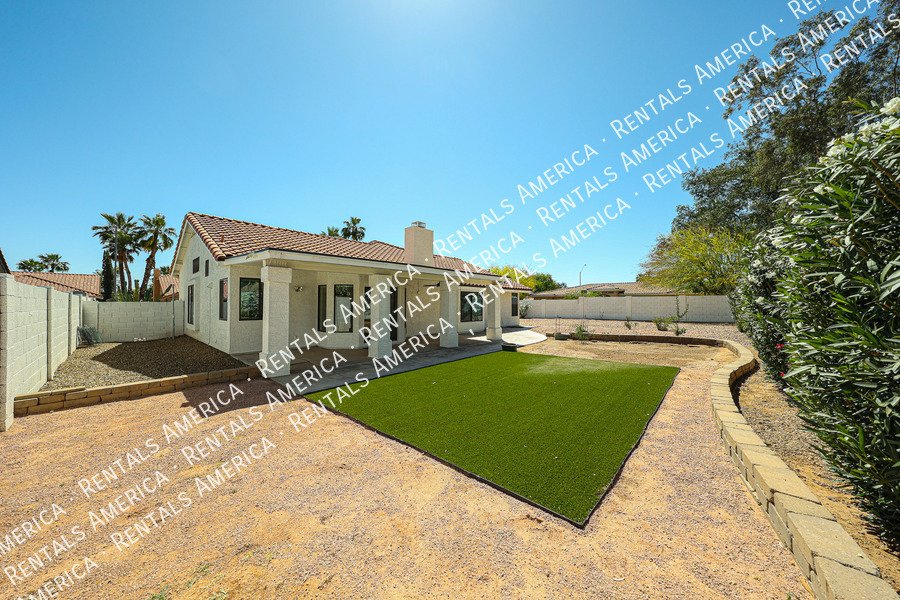 Beautifully Renovated 3-bed, 2-bath in Paradise Valley property image
