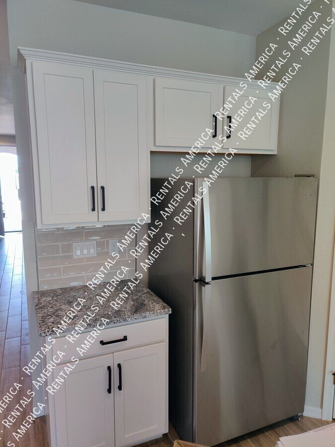 Move In Special! property image