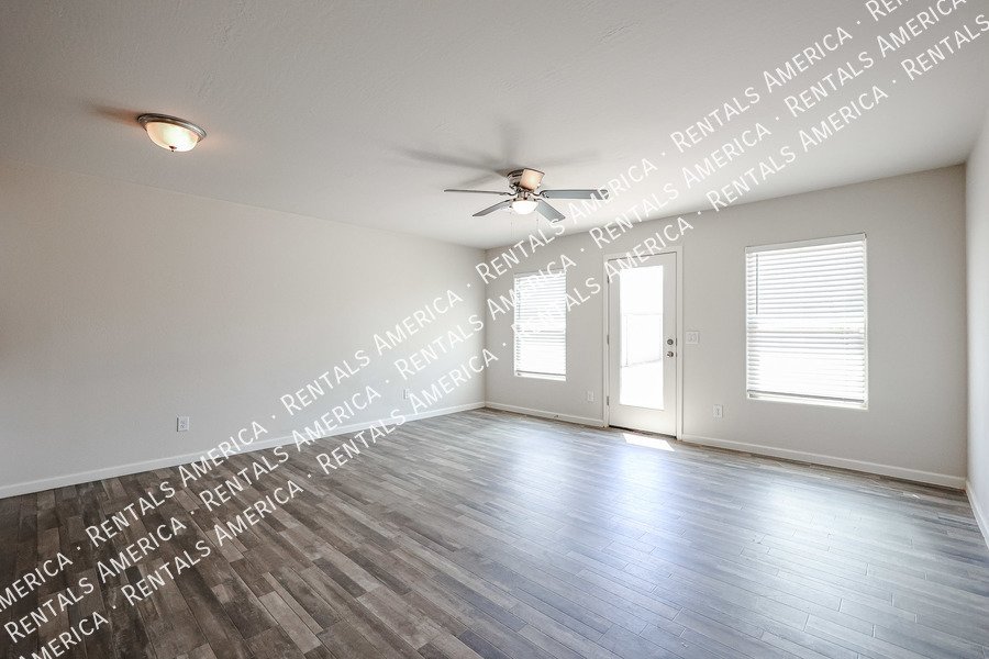 Single Level 3 bed 2 bath - Casa Grande property image