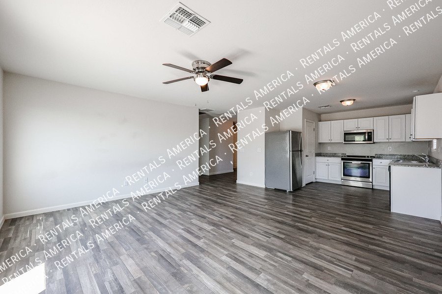 Single Level 3 bed 2 bath - Casa Grande property image