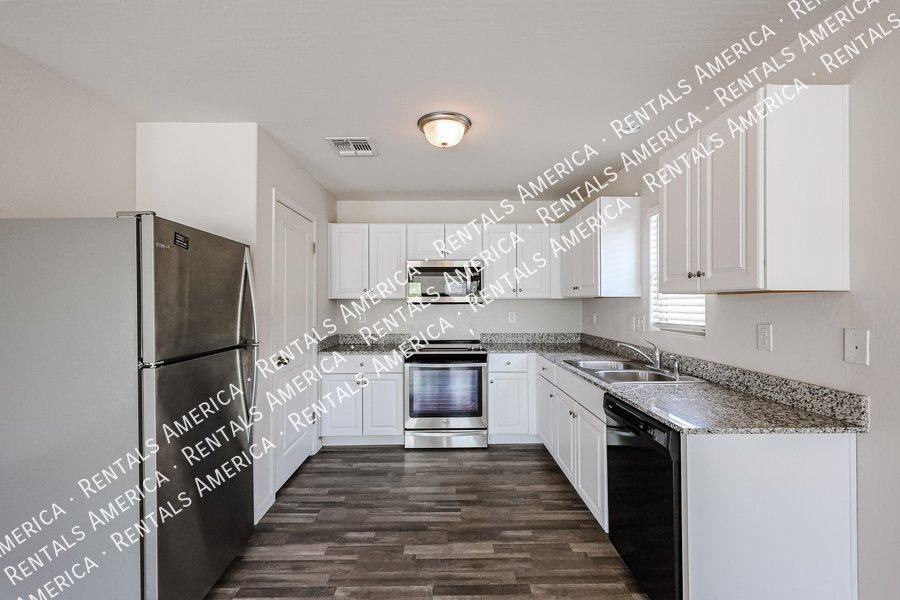 Single Level 3 bed 2 bath - Casa Grande property image