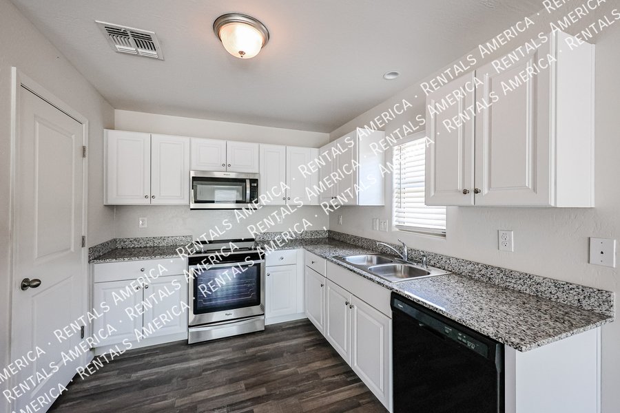 Single Level 3 bed 2 bath - Casa Grande property image