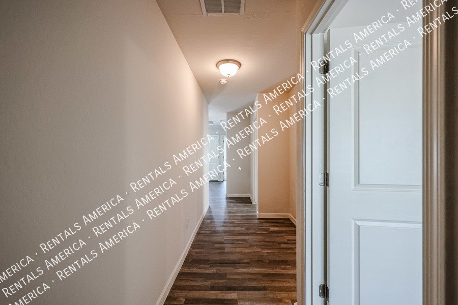 Single Level 3 bed 2 bath - Casa Grande property image