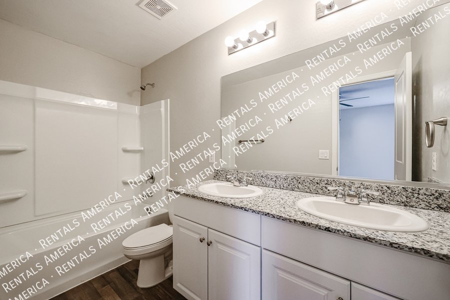 Single Level 3 bed 2 bath - Casa Grande property image