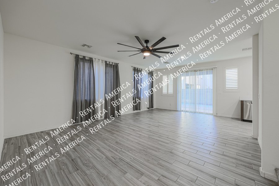 COMING SOON!  OCCUPIED! SPACIOUS 3 BEDROOM IN DESERT SPRINGS VILLAGE property image