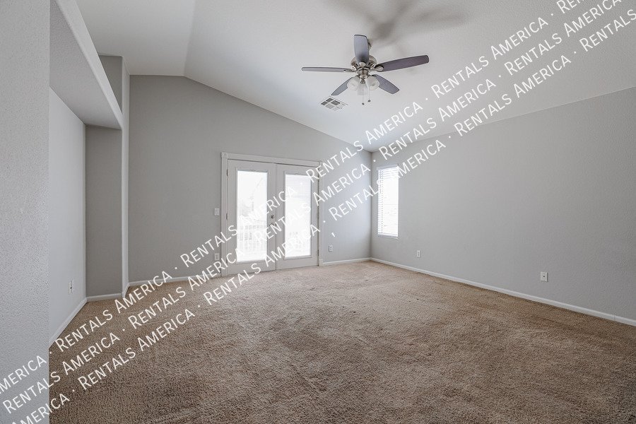 Minutes from Westgate Entertainment District! property image