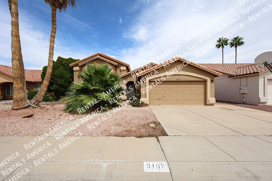 Stunning 5 bed, 3 bath in sought after Chandler neighborhood property image
