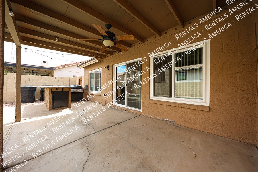 Stunning 5 bed, 3 bath in sought after Chandler neighborhood property image