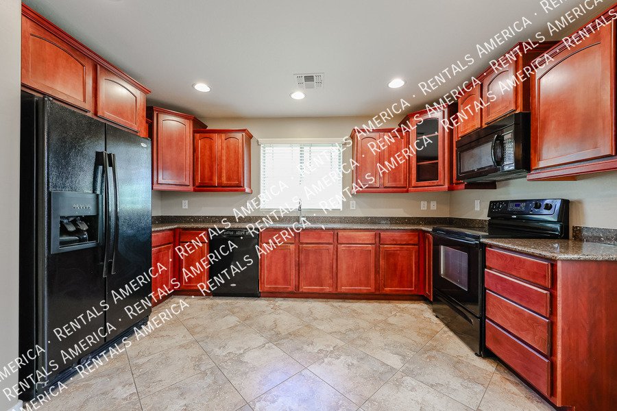 Vincenz Community - 3-bedroom , 2 1/2 bath property image