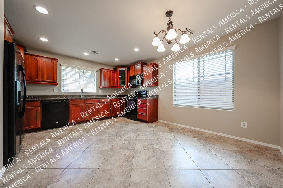 Vincenz Community - 3-bedroom , 2 1/2 bath property image