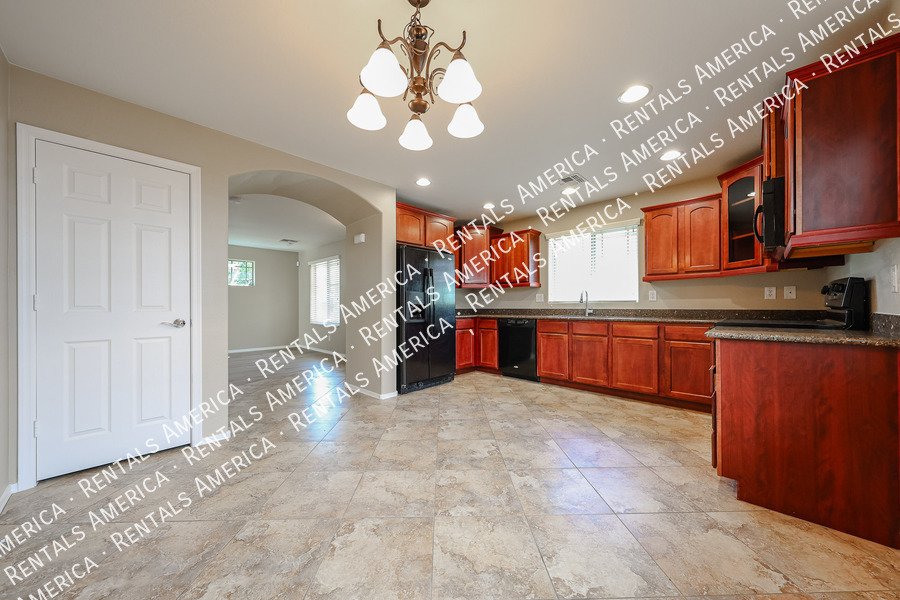 Vincenz Community - 3-bedroom , 2 1/2 bath property image